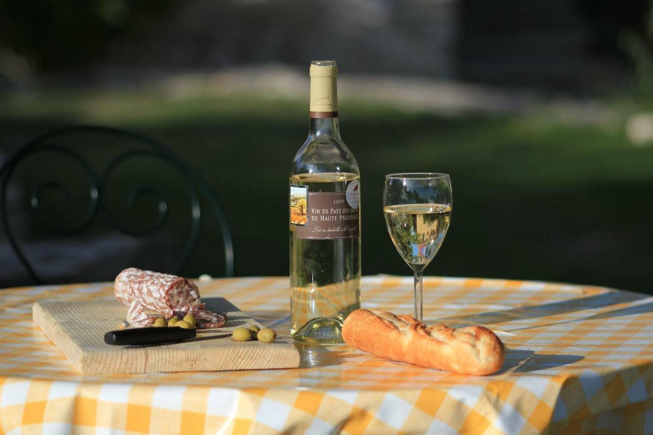 Вилла La Colle En Provence Main House Sigonce Экстерьер фото